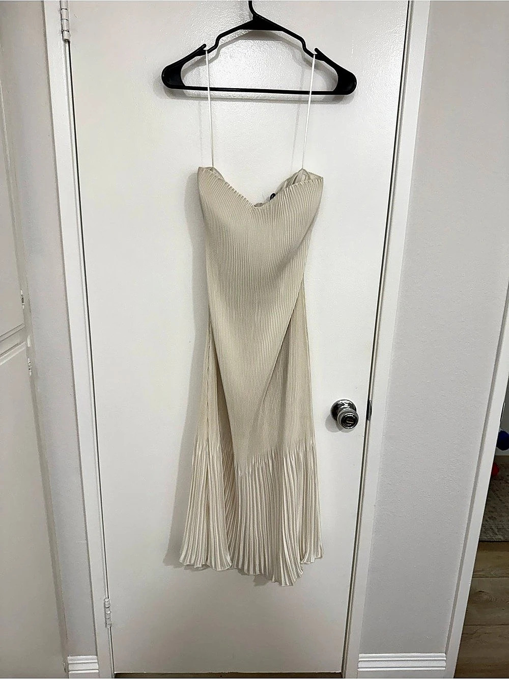 Abercrombie Strapless Midi Dress Cream